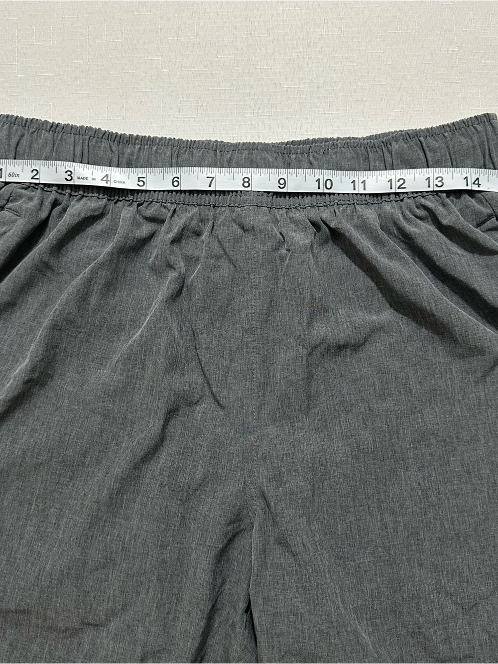 Mitre Men’s Gray Athletic Running Shorts Size Large L Lightweight - Picture 3 of 14